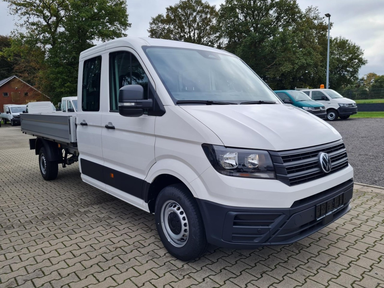 Volkswagen Crafter 35 Doka TDI Pritsche lang L4 KLIMA TEMPOMAT - Automašīna ar kravas platformu, Kravas-pasažieru furgons: foto 3 Volkswagen Crafter 35 Doka TDI Pritsche lang L4 KLIMA TEMPOMAT - Automašīna ar kravas platformu, Kravas-pasažieru furgons: foto 3