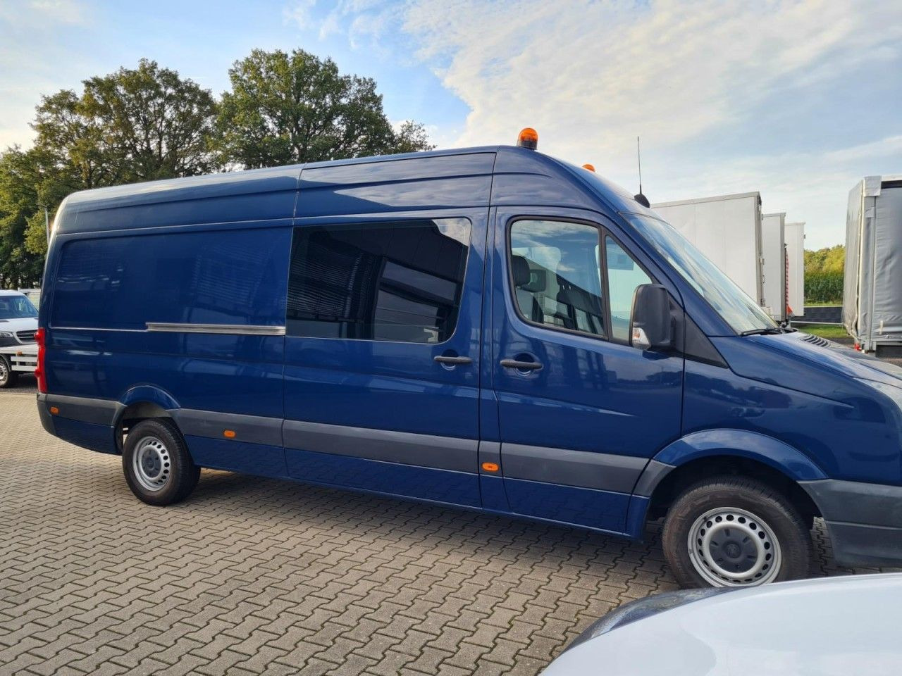 Volkswagen Crafter 35 Kasten Doka 5 Sitze AHK 3.5to REGALSY - Kravas mikroautobuss, Kravas-pasažieru furgons: foto 3 Volkswagen Crafter 35 Kasten Doka 5 Sitze AHK 3.5to REGALSY - Kravas mikroautobuss, Kravas-pasažieru furgons: foto 3