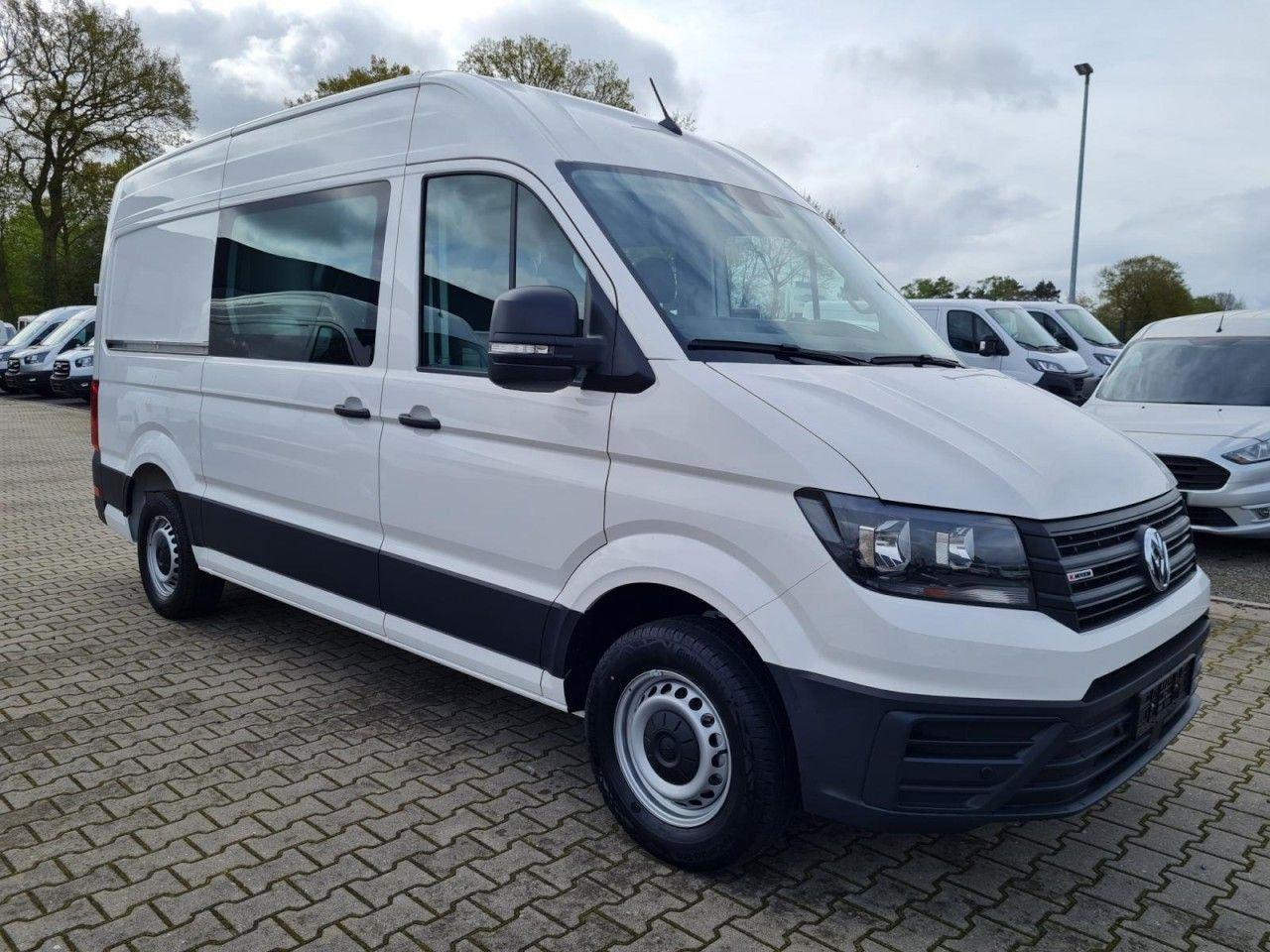 Volkswagen Crafter 35 Kasten PLUS MIXTO DOKA 4motion L3H3 - Kravas mikroautobuss, Kravas-pasažieru furgons: foto 3 Volkswagen Crafter 35 Kasten PLUS MIXTO DOKA 4motion L3H3 - Kravas mikroautobuss, Kravas-pasažieru furgons: foto 3
