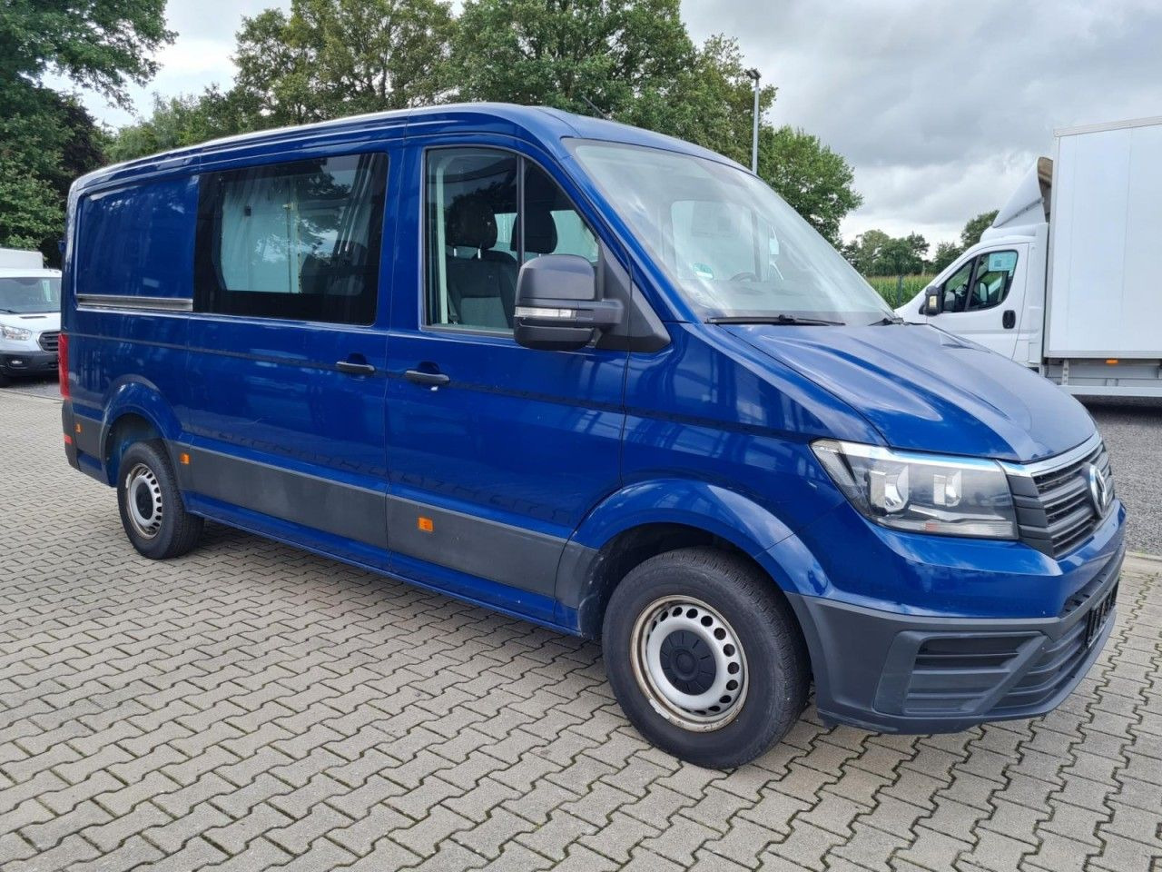 Volkswagen Crafter 35 Kasten Plus Doka mixto NAVI AHK 6 Sit - Kravas mikroautobuss, Kravas-pasažieru furgons: foto 3 Volkswagen Crafter 35 Kasten Plus Doka mixto NAVI AHK 6 Sit - Kravas mikroautobuss, Kravas-pasažieru furgons: foto 3