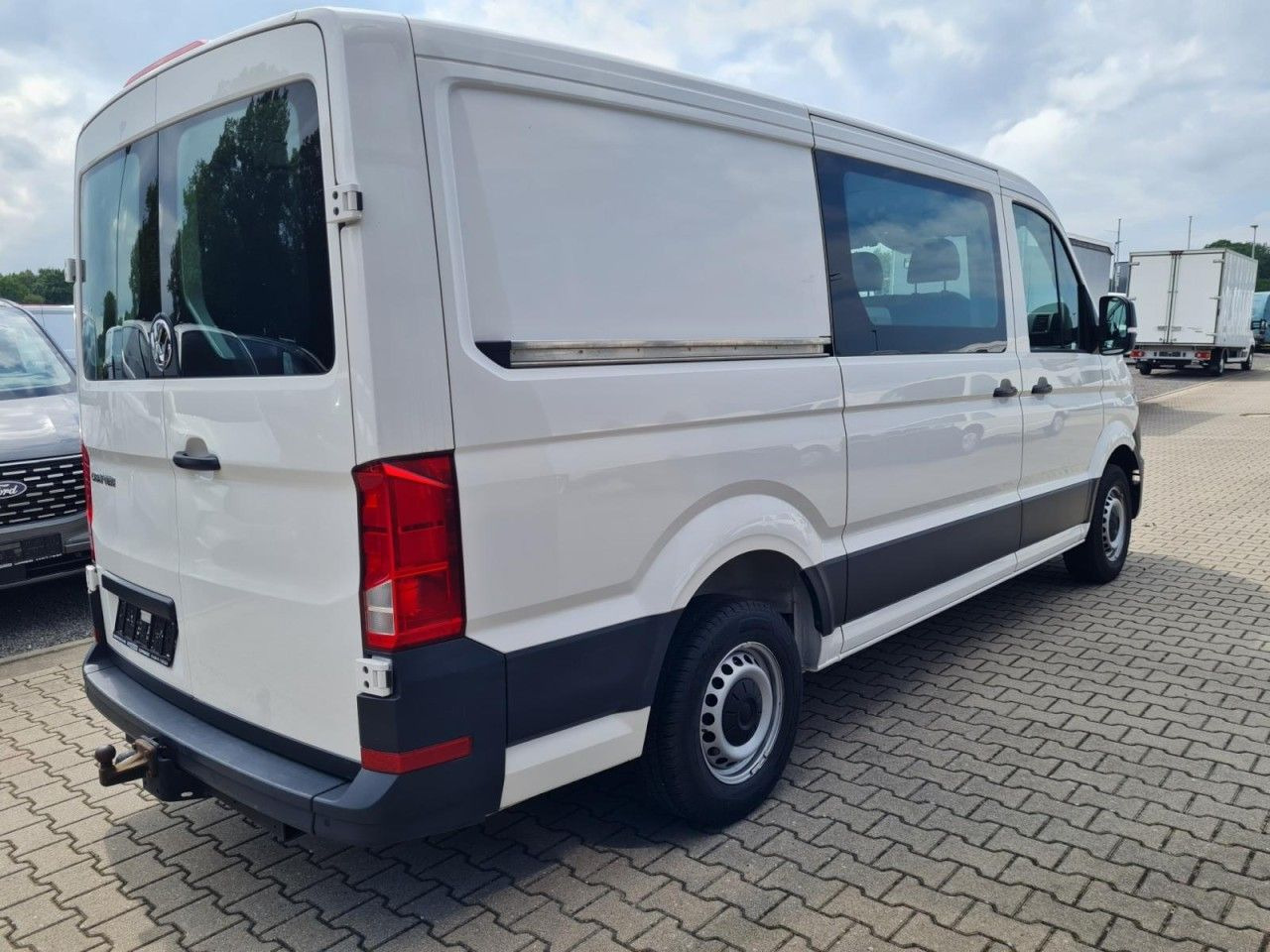 Volkswagen Crafter 35 Kasten Plus Doka mixto TDI L2H2 AHK - Kravas mikroautobuss, Kravas-pasažieru furgons: foto 5 Volkswagen Crafter 35 Kasten Plus Doka mixto TDI L2H2 AHK - Kravas mikroautobuss, Kravas-pasažieru furgons: foto 5