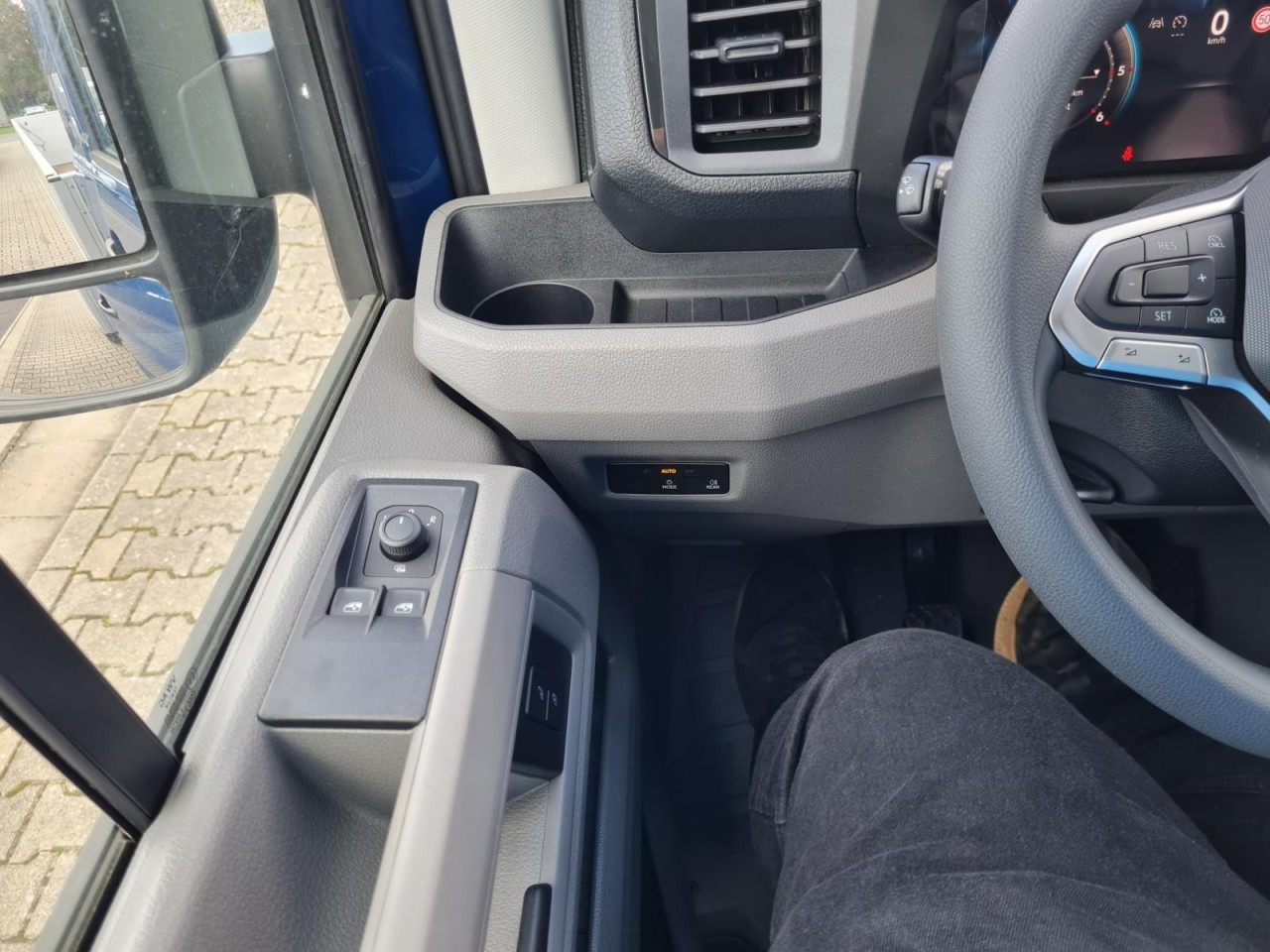 Automašīna ar kravas platformu Volkswagen Crafter 35 Pritsche TDI L3 KLIMA TEMPOMAT 3 Sitzer: foto 16 Automašīna ar kravas platformu Volkswagen Crafter 35 Pritsche TDI L3 KLIMA TEMPOMAT 3 Sitzer: foto 16