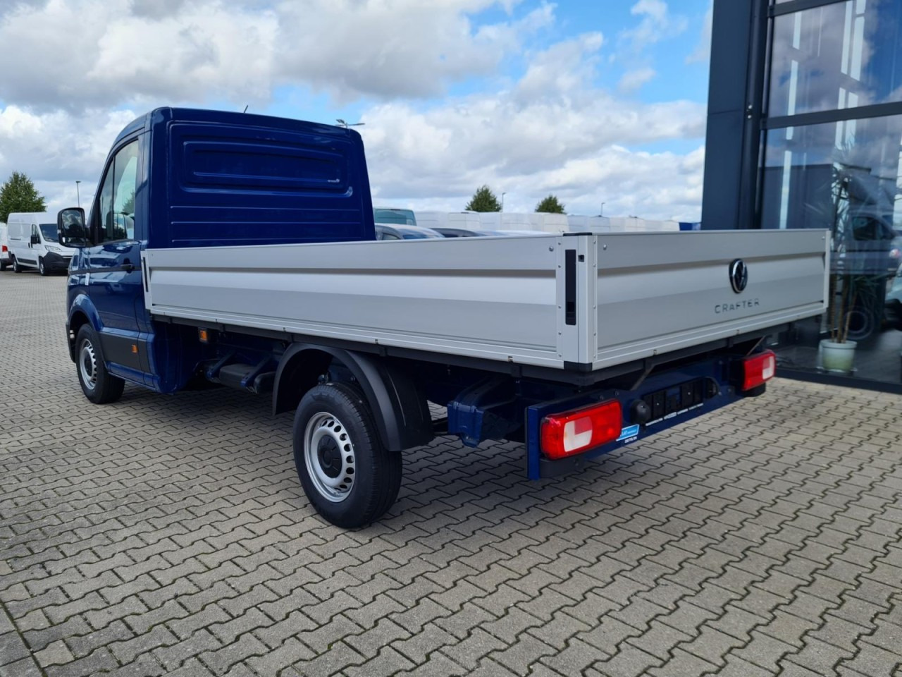 Automašīna ar kravas platformu Volkswagen Crafter 35 Pritsche TDI L3 KLIMA TEMPOMAT 3 Sitzer: foto 7 Automašīna ar kravas platformu Volkswagen Crafter 35 Pritsche TDI L3 KLIMA TEMPOMAT 3 Sitzer: foto 7