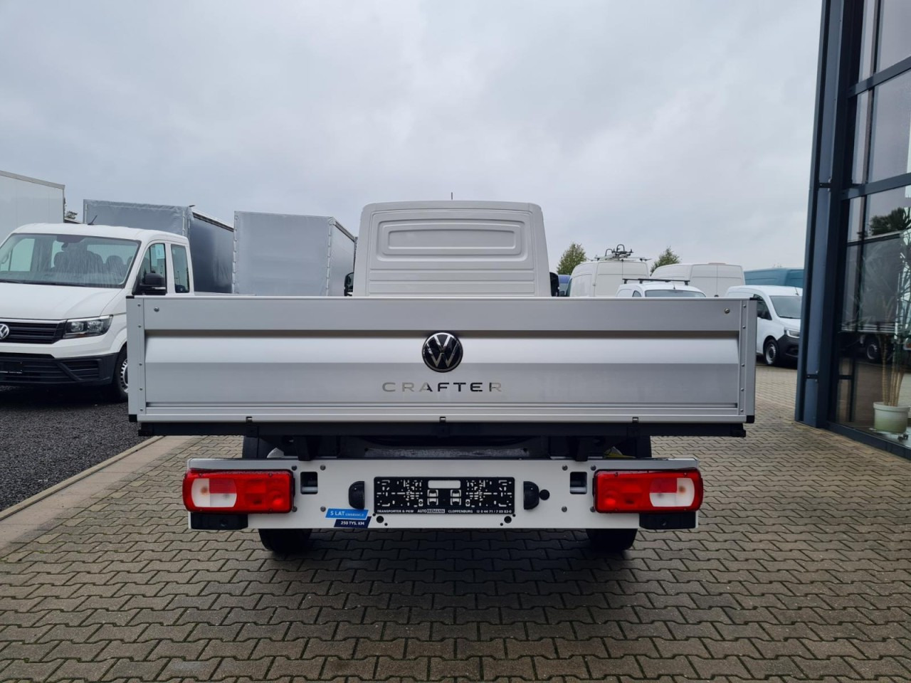 Volkswagen Crafter 35 Pritsche TDI Pritsche L4 KLIMA TEMPOMAT līzingu Volkswagen Crafter 35 Pritsche TDI Pritsche L4 KLIMA TEMPOMAT: foto 6