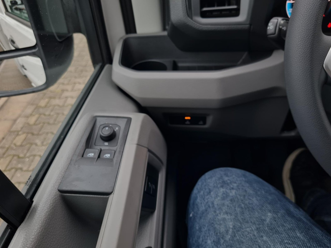 Volkswagen Crafter 35 Pritsche TDI Pritsche L4 KLIMA TEMPOMAT līzingu Volkswagen Crafter 35 Pritsche TDI Pritsche L4 KLIMA TEMPOMAT: foto 16