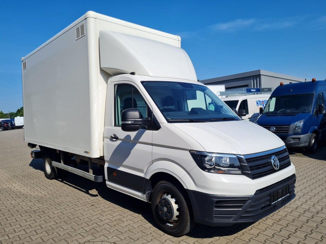 Volkswagen Crafter 50 Koffer hoch 2.0 TDI LBW KLIMA KAMERA - Furgons ar slēgtā virsbūve: foto 3 Volkswagen Crafter 50 Koffer hoch 2.0 TDI LBW KLIMA KAMERA - Furgons ar slēgtā virsbūve: foto 3