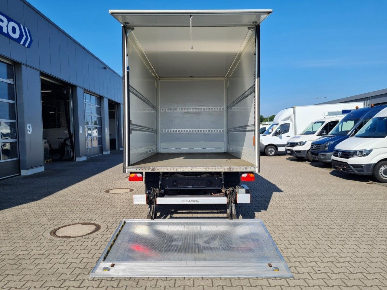 Volkswagen Crafter 50 Koffer hoch 2.0 TDI LBW KLIMA KAMERA - Furgons ar slēgtā virsbūve: foto 5 Volkswagen Crafter 50 Koffer hoch 2.0 TDI LBW KLIMA KAMERA - Furgons ar slēgtā virsbūve: foto 5