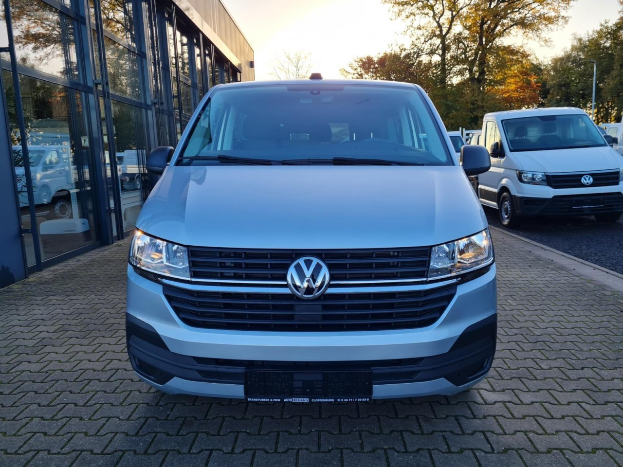 Volkswagen T6.1 Caravelle TDI lang 9 Sitzer 2 Schiebetüren Trendl. - Mikroautobuss, Pasažieru furgons: foto 2 Volkswagen T6.1 Caravelle TDI lang 9 Sitzer 2 Schiebetüren Trendl. - Mikroautobuss, Pasažieru furgons: foto 2