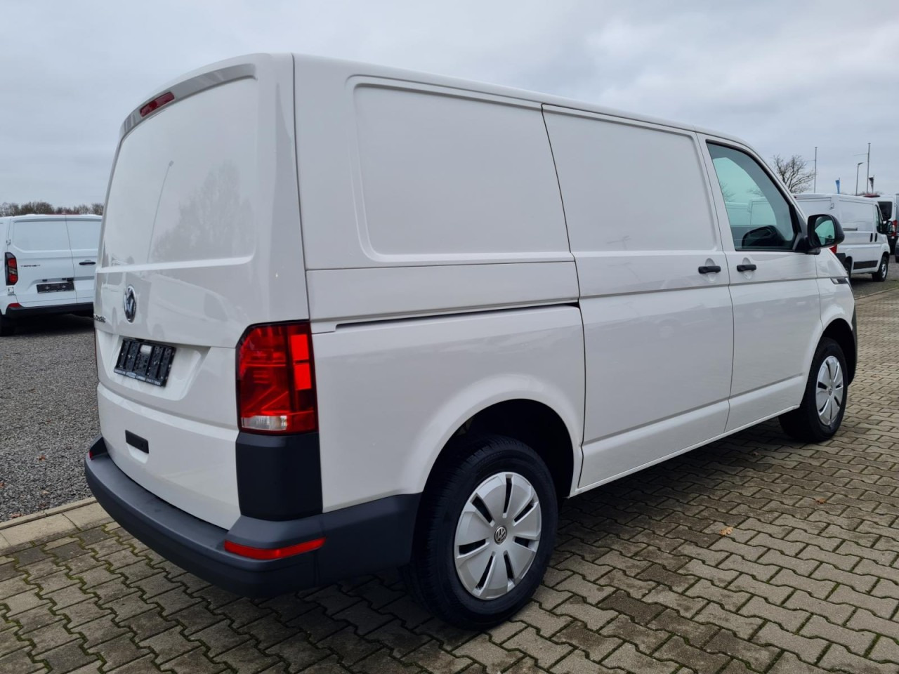 Volkswagen T6.1 Kasten KR Heckklappe KAMERA KLIMA Navi App - Mazs furgons: foto 4 Volkswagen T6.1 Kasten KR Heckklappe KAMERA KLIMA Navi App - Mazs furgons: foto 4