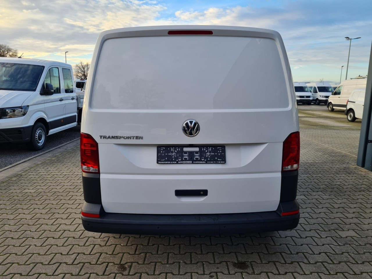 Volkswagen T6.1 Kasten TDI lang L2H1 DSG PDC KLIMA KAMERA - Mazs furgons: foto 5 Volkswagen T6.1 Kasten TDI lang L2H1 DSG PDC KLIMA KAMERA - Mazs furgons: foto 5