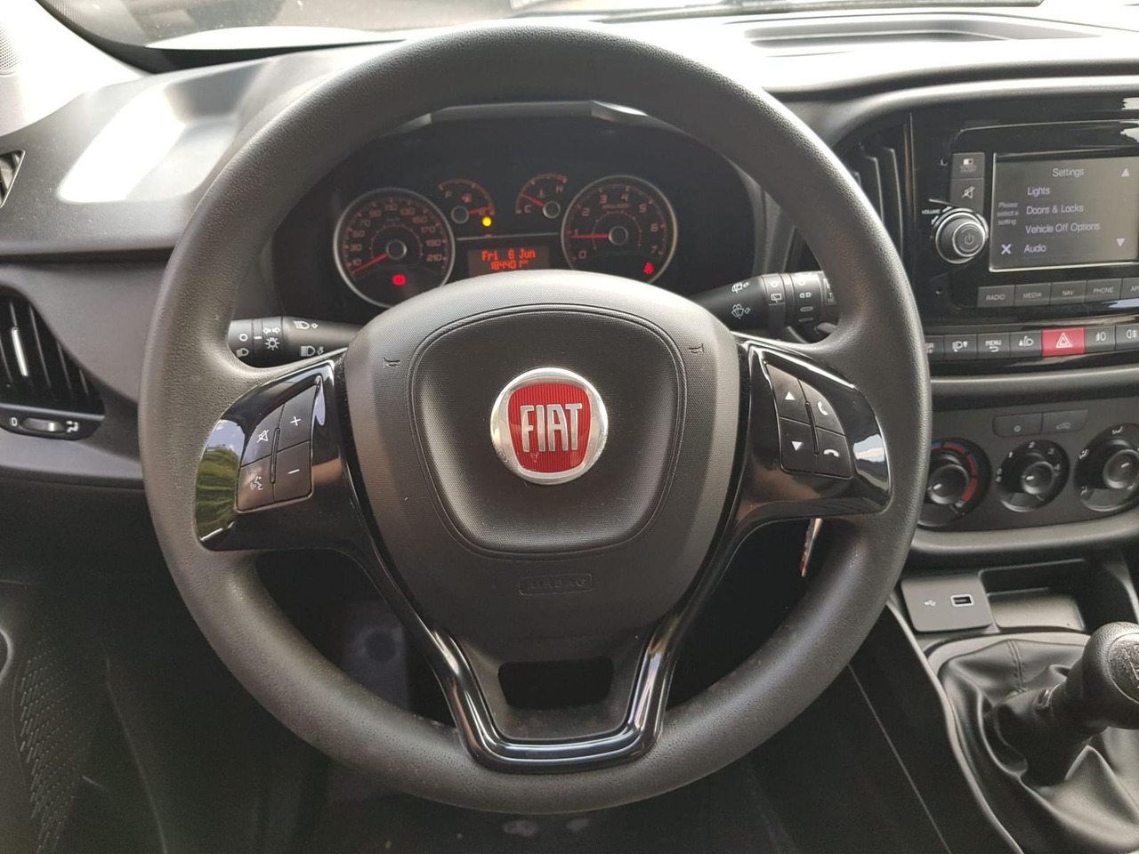 Pasažieru furgons Fiat Doblo Kastenwagen SX 1.3 Klima, Radio mit Nav...: foto 13