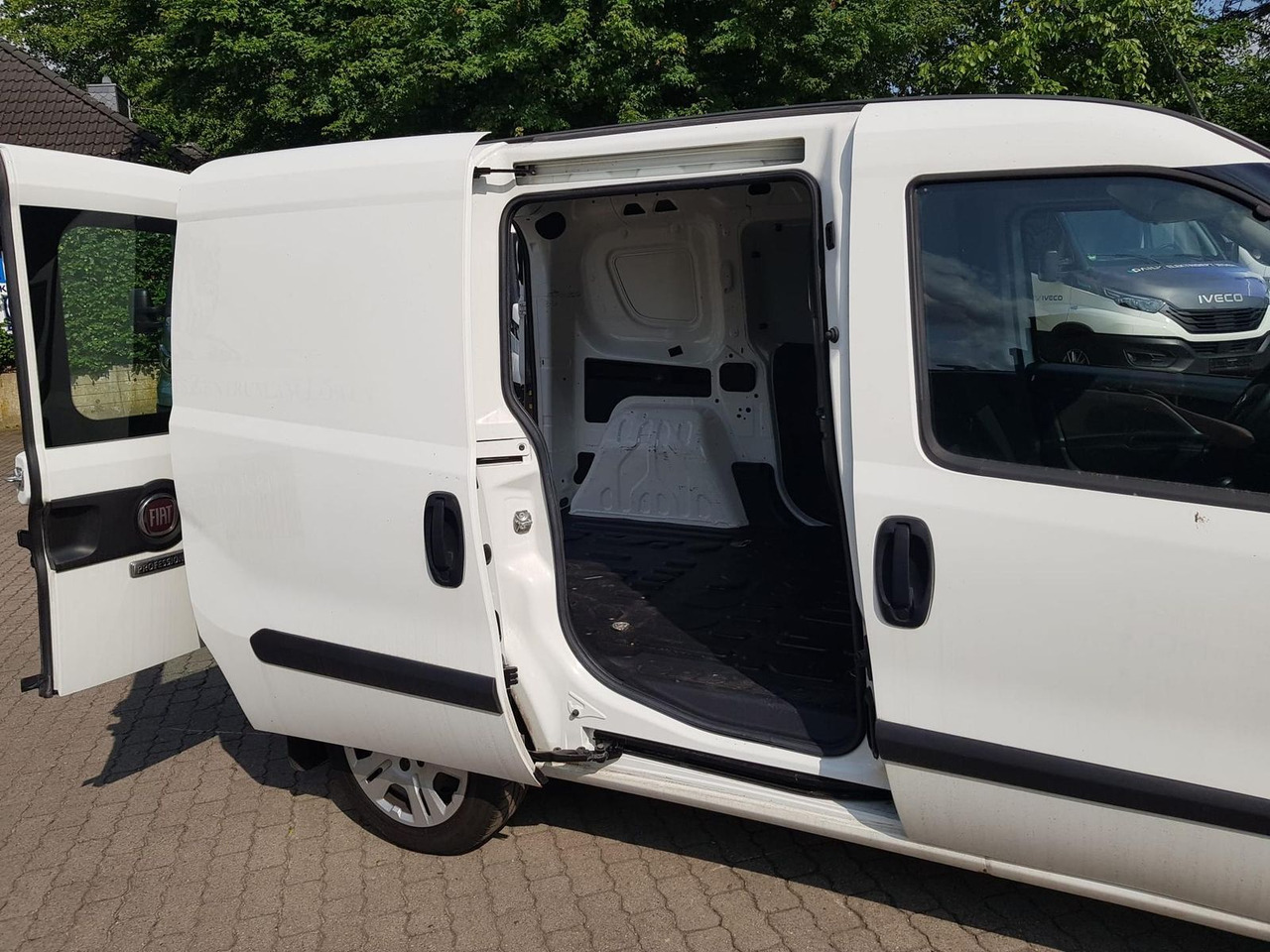 Pasažieru furgons Fiat Doblo Kastenwagen SX 1.3 Klima, Radio mit Nav...: foto 8