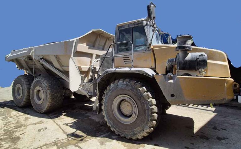 Bell B40D – 6×6 – Dumper - Bezceļu pašizgāzējs: foto 1 Bell B40D – 6×6 – Dumper - Bezceļu pašizgāzējs: foto 1