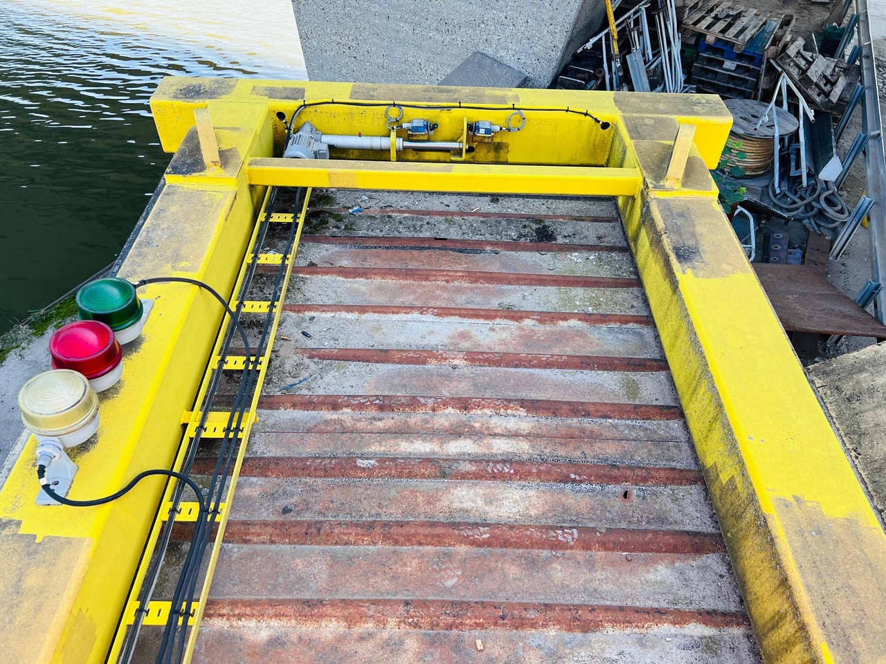 Crane Repair – Spreader for 20ft Container - Ostas tehnika: foto 2 Crane Repair – Spreader for 20ft Container - Ostas tehnika: foto 2