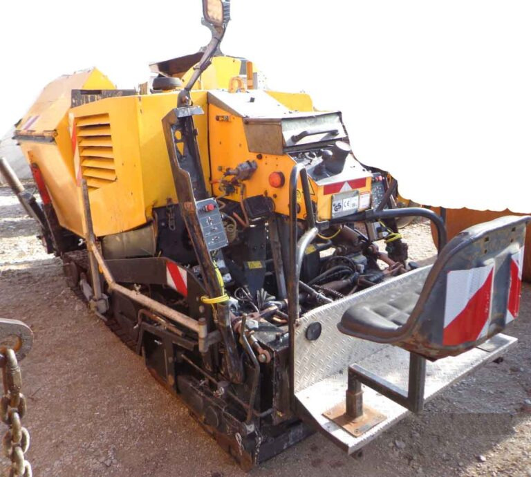 Dynapac F5 CS – Asphalt paver / Straßenfertiger - Asfalta klājējs: foto 1 Dynapac F5 CS – Asphalt paver / Straßenfertiger - Asfalta klājējs: foto 1