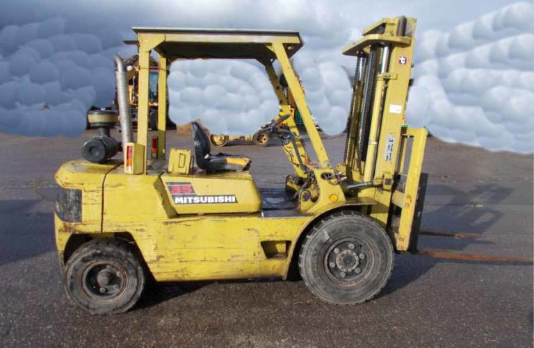 Mitsubishi FD35 T – fork lift / Gabelstapler - Dīzeļiekrāvējs: foto 1 Mitsubishi FD35 T – fork lift / Gabelstapler - Dīzeļiekrāvējs: foto 1