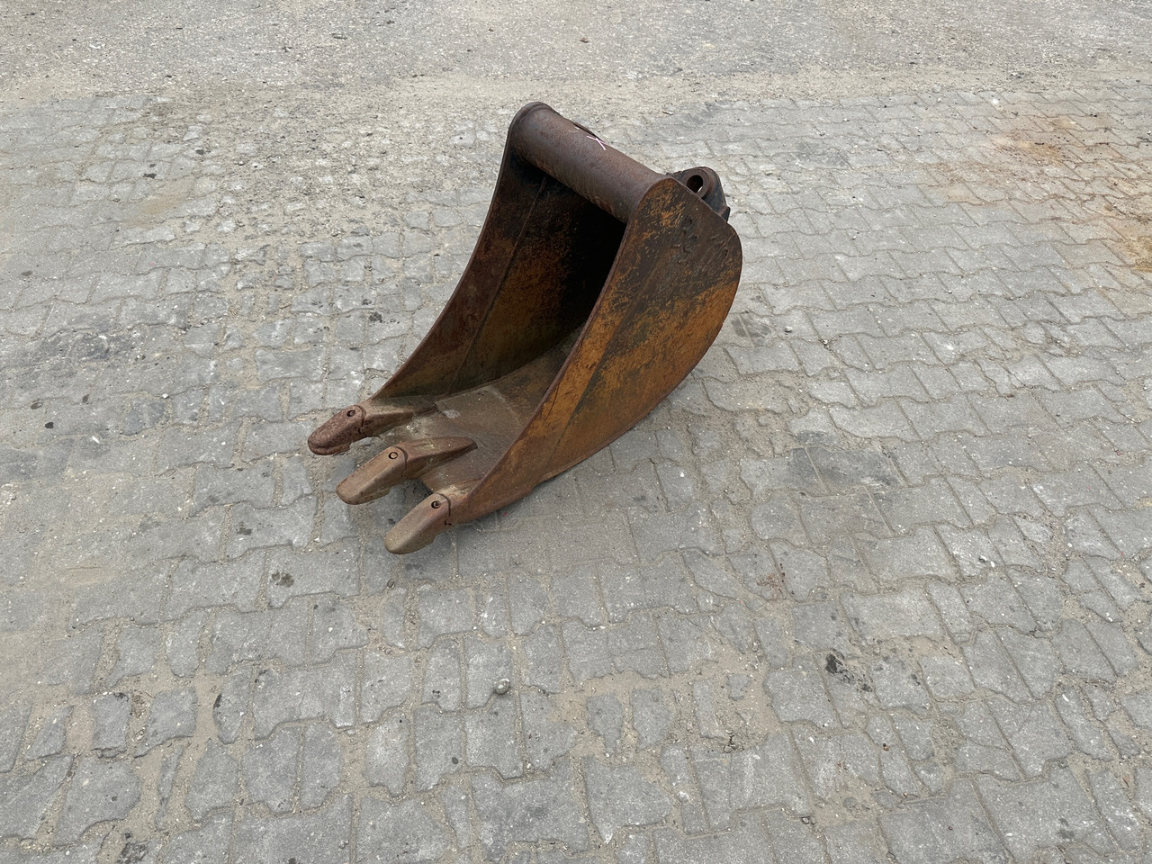 Baggerlöffel Mantovanibenne 40 cm - Ekskavatora kauss - Celtniecības tehnika: foto 1 Baggerlöffel Mantovanibenne 40 cm - Ekskavatora kauss - Celtniecības tehnika: foto 1