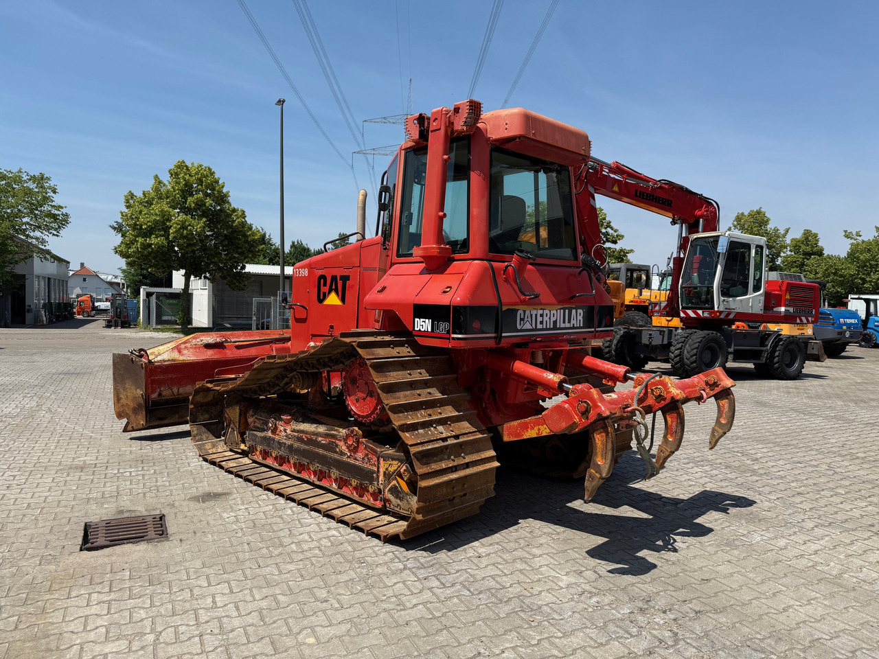 CATERPILLAR D5N FTC LGP Raupe mit 6-Wege + Heckaufreißer - Buldozers: foto 5 CATERPILLAR D5N FTC LGP Raupe mit 6-Wege + Heckaufreißer - Buldozers: foto 5