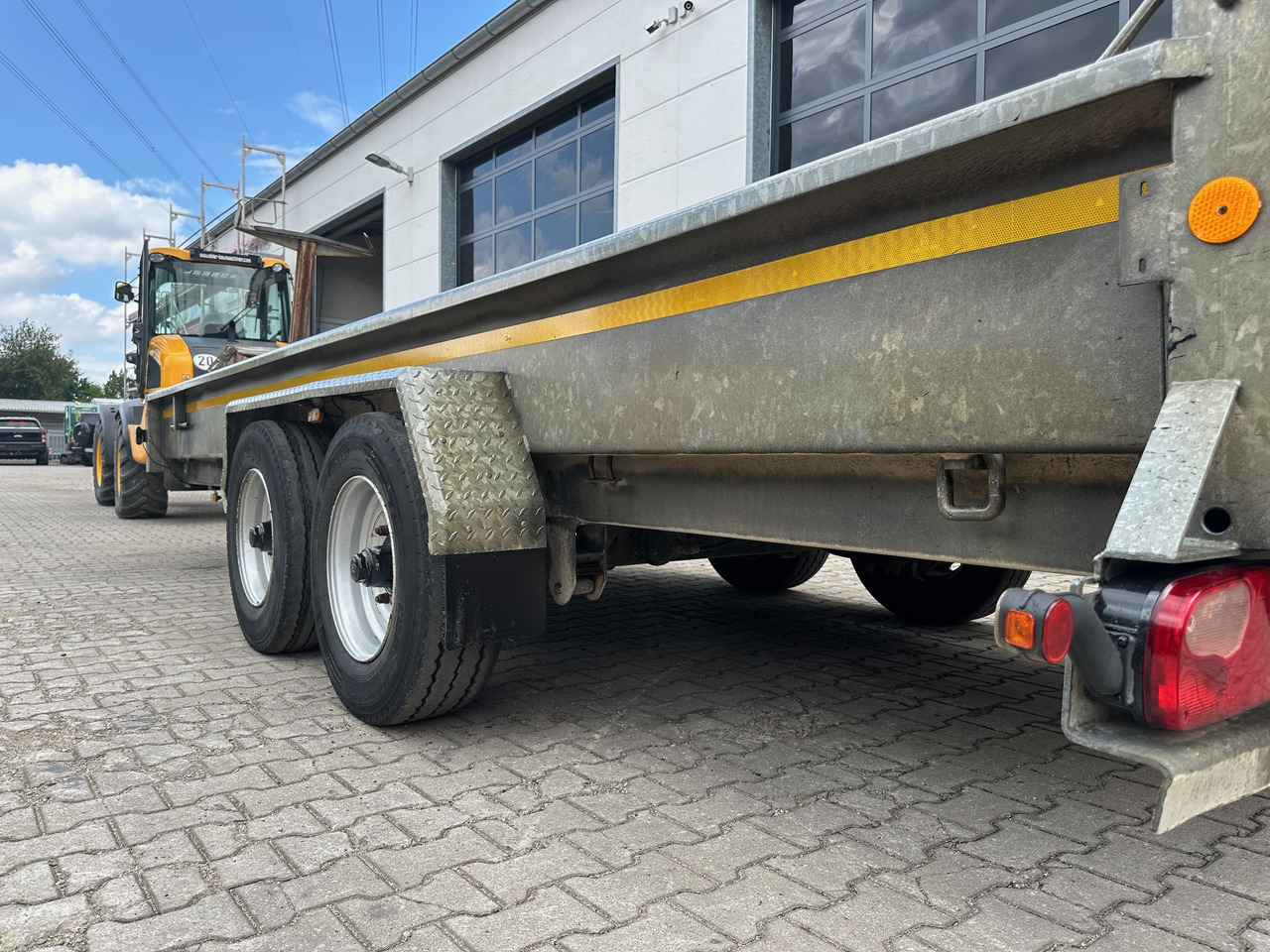 Piekabe zema profila platforma Demmler Tandem-Tiefladeranhänger Fräsenanhänger: foto 15