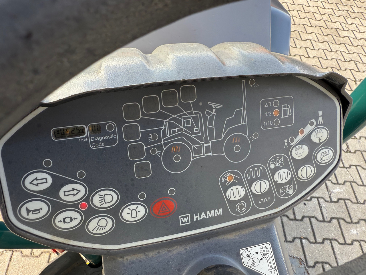 Ceļu veltnis Hamm HD12 VV Tandemwalze mit Dach: foto 14