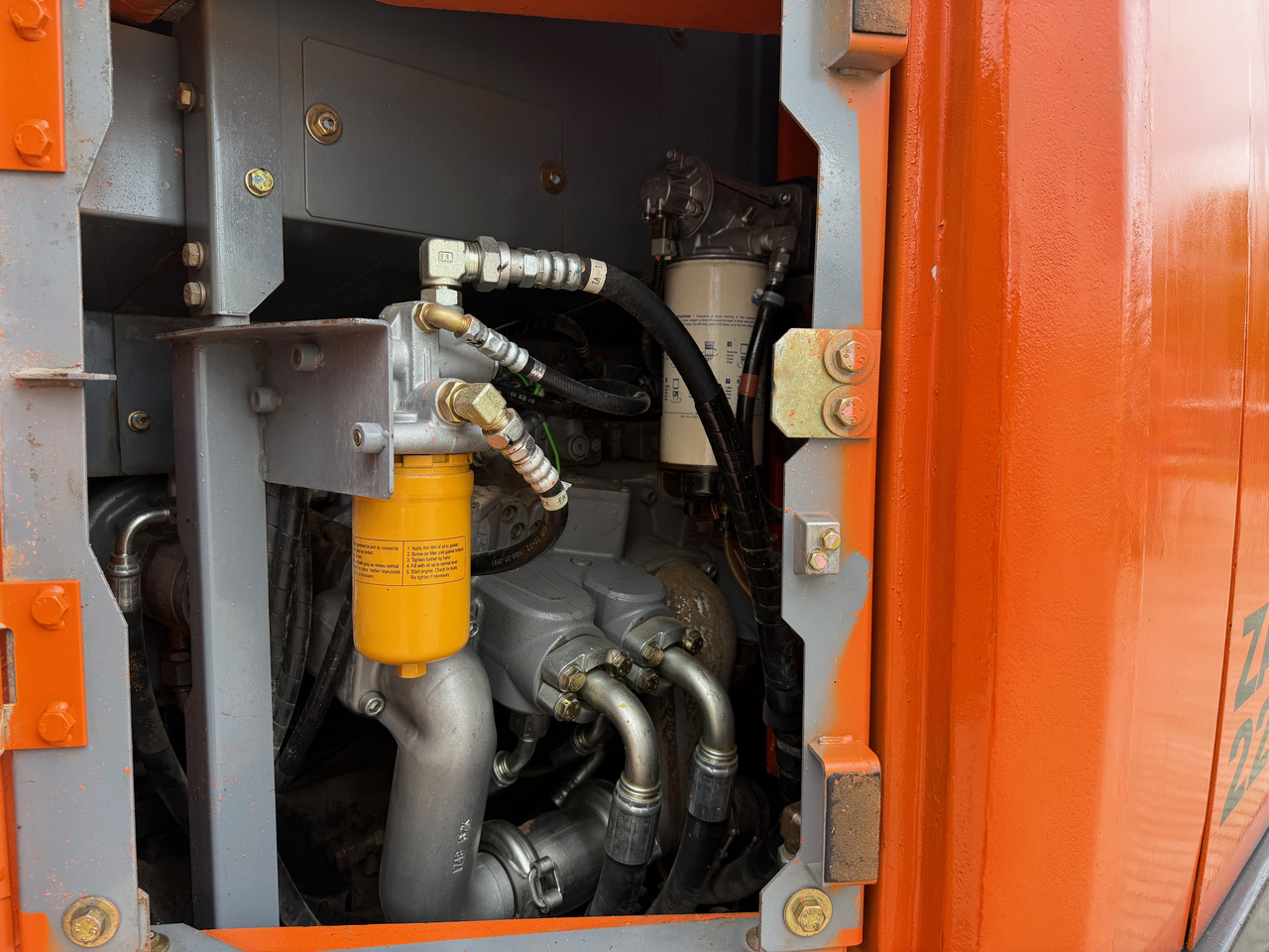 Ekskavators Hitachi ZX225 USLC-5B Kurzheck Kettenbagger: foto 12