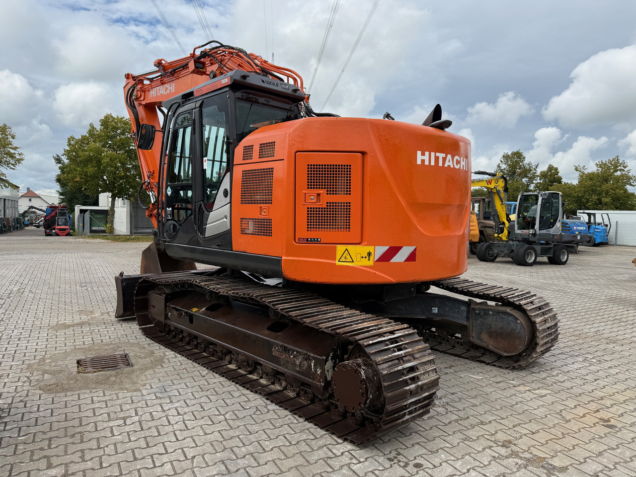 Ekskavators Hitachi ZX225 USLC-5B Kurzheck Kettenbagger: foto 5