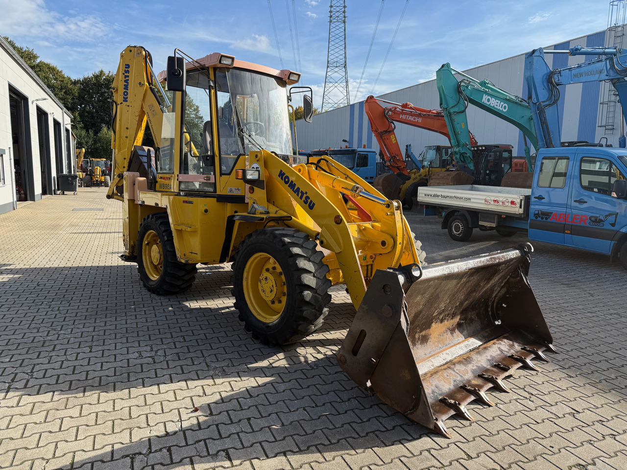 Komatsu WB98A-2 Baggerlader SW - Ekskavators-iekrāvējs: foto 4 Komatsu WB98A-2 Baggerlader SW - Ekskavators-iekrāvējs: foto 4