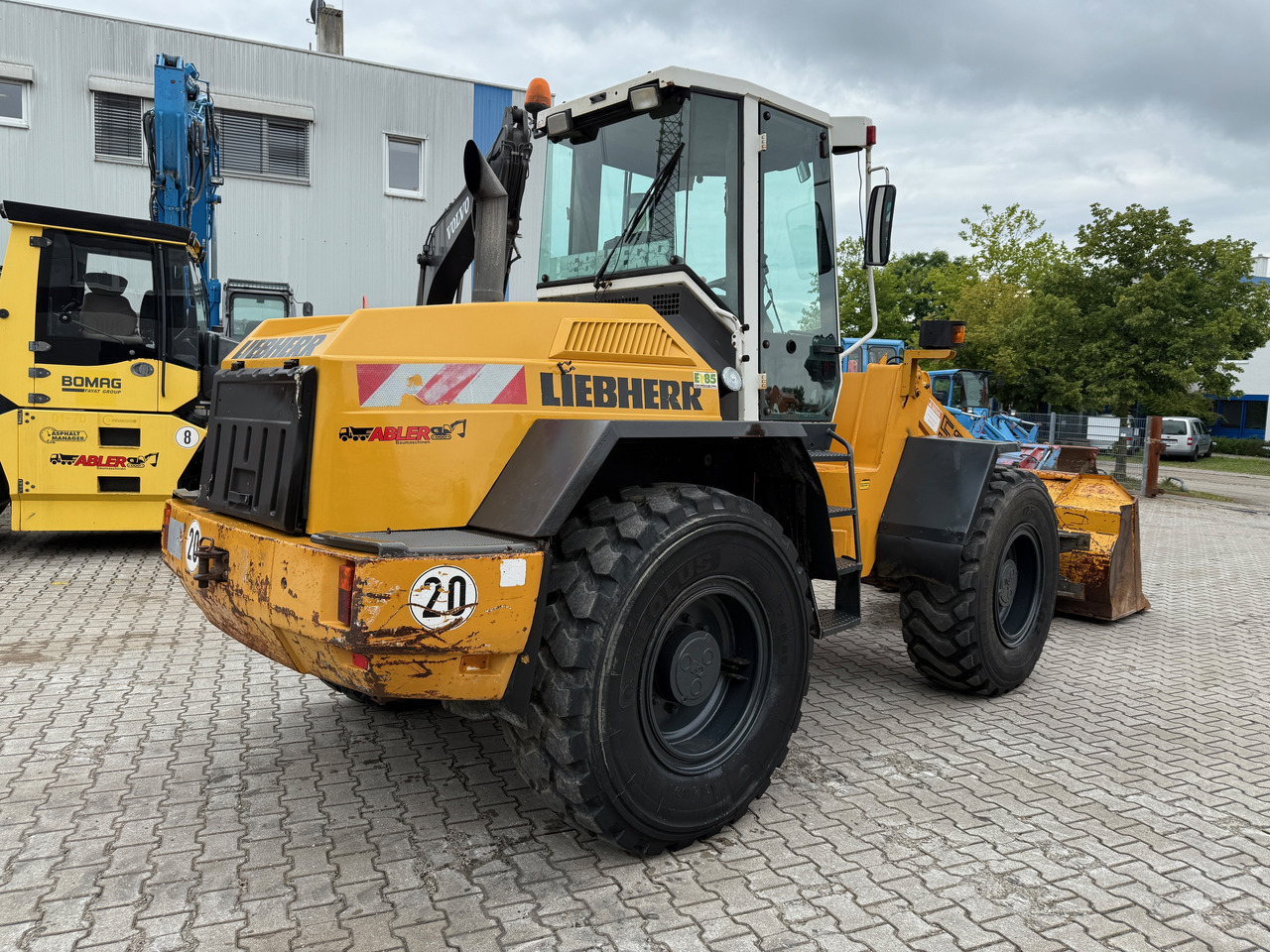 Liebherr L522 Radlader - Riteņu iekrāvējs: foto 3 Liebherr L522 Radlader - Riteņu iekrāvējs: foto 3