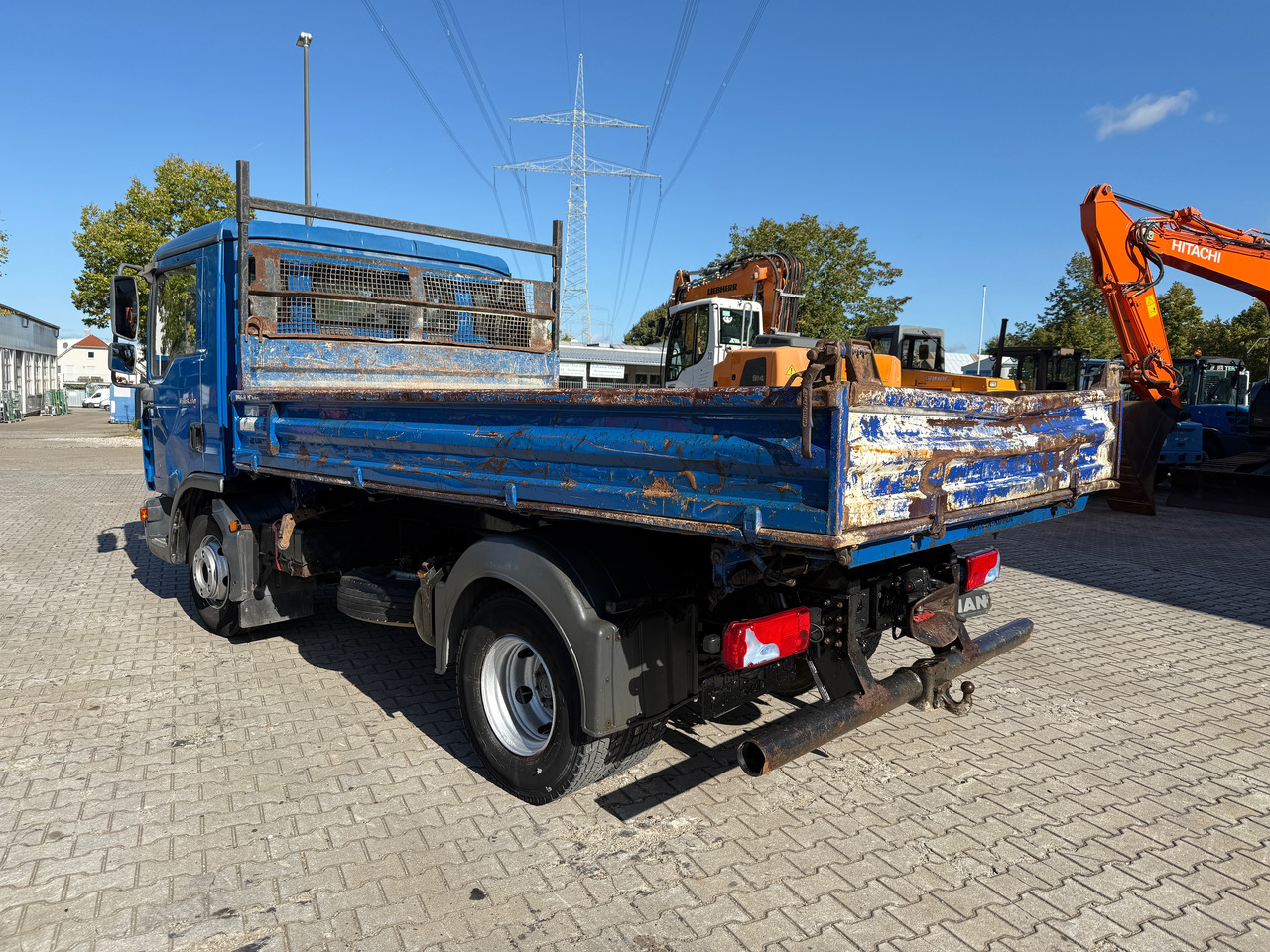 MAN TGL 8.180 3-Seiten-Kipper 2x AHK - Kravas automašīna pašizgāzējs: foto 5 MAN TGL 8.180 3-Seiten-Kipper 2x AHK - Kravas automašīna pašizgāzējs: foto 5