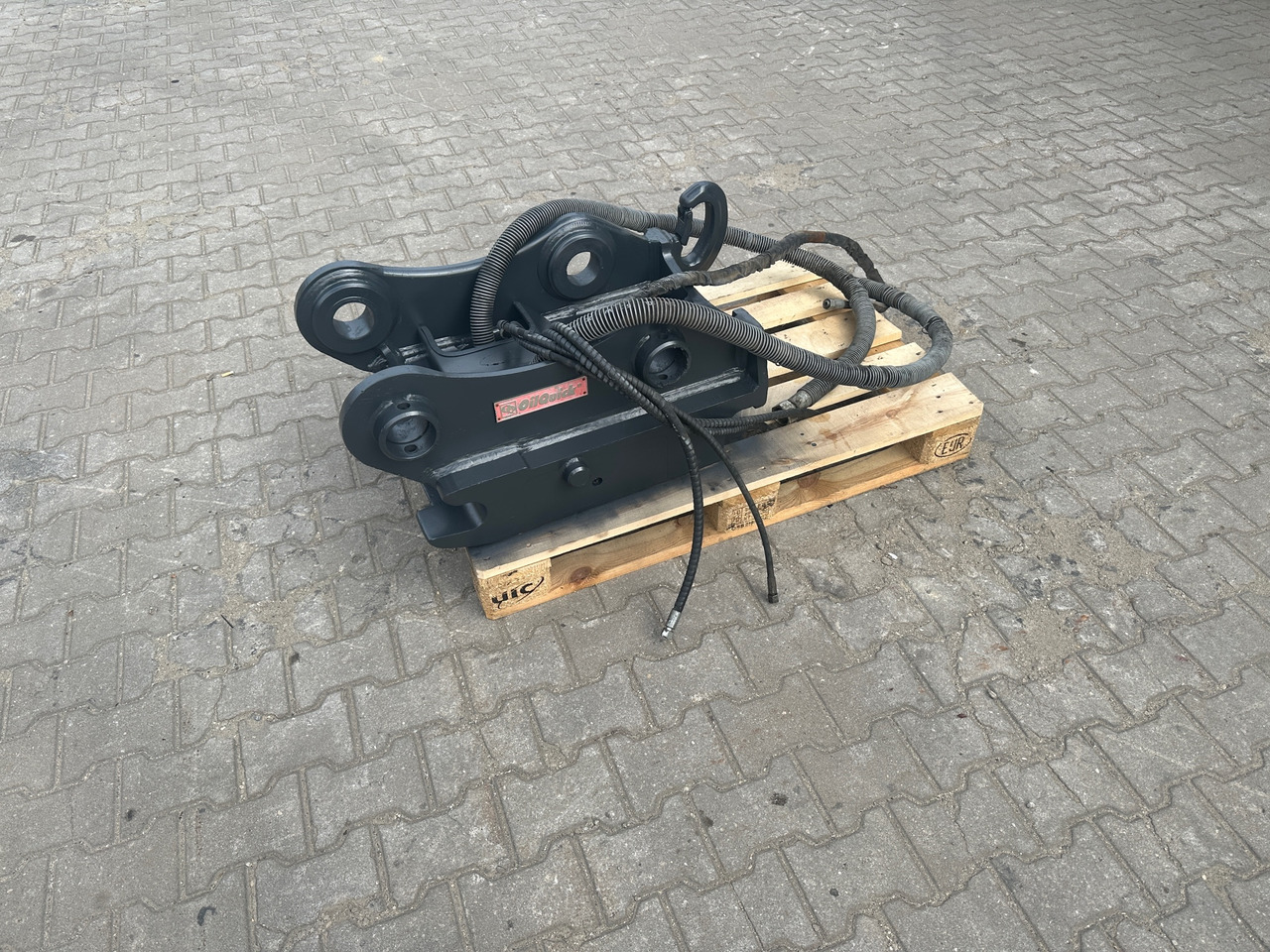 Oilquick OQ 70/55 vollhydraulischer Schnellwechsler - Ātrā sakabe: foto 2 Oilquick OQ 70/55 vollhydraulischer Schnellwechsler - Ātrā sakabe: foto 2