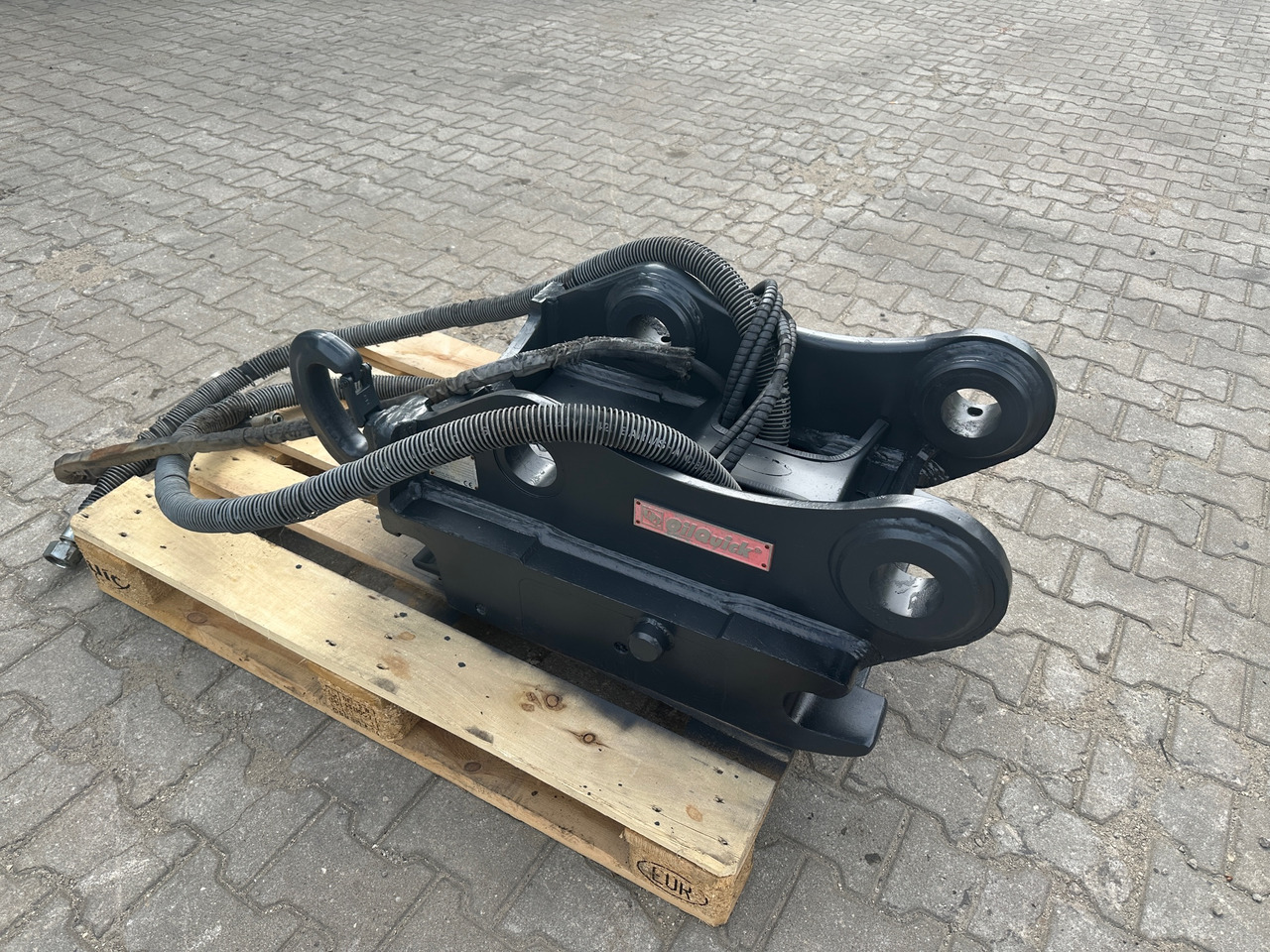 Oilquick OQ 70/55 vollhydraulischer Schnellwechsler - Ātrā sakabe: foto 4 Oilquick OQ 70/55 vollhydraulischer Schnellwechsler - Ātrā sakabe: foto 4