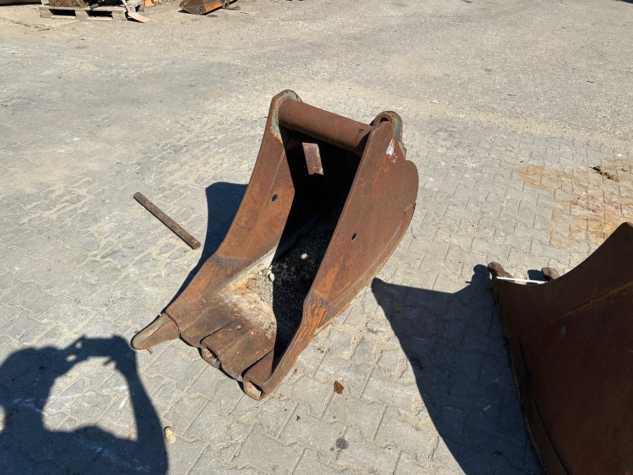 Tieflöffel 30cm Mantovanibenne - Ekskavatora kauss - Celtniecības tehnika: foto 3 Tieflöffel 30cm Mantovanibenne - Ekskavatora kauss - Celtniecības tehnika: foto 3