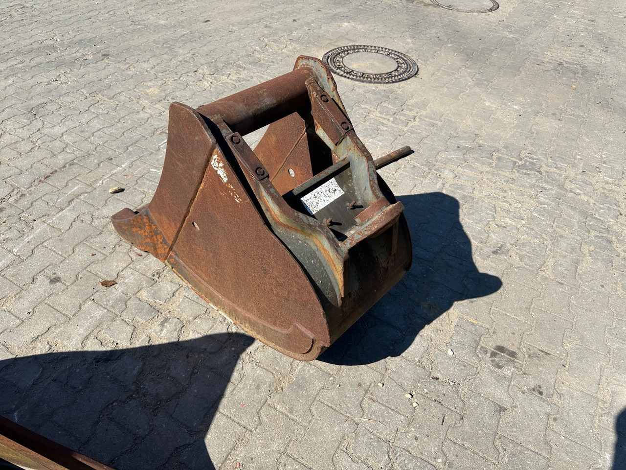 Tieflöffel 30cm Mantovanibenne - Ekskavatora kauss - Celtniecības tehnika: foto 4 Tieflöffel 30cm Mantovanibenne - Ekskavatora kauss - Celtniecības tehnika: foto 4