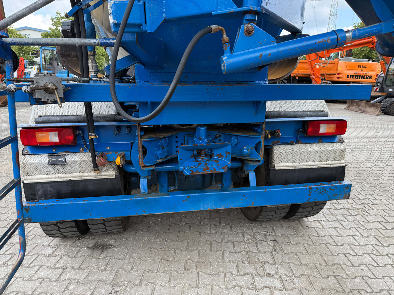 Volvo FM420 Wechselsystem Kipper Betonmischer - Betonvedējs: foto 5 Volvo FM420 Wechselsystem Kipper Betonmischer - Betonvedējs: foto 5