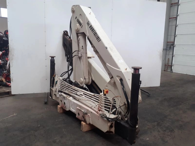 Grúa Bonfiglioli P15000L - Celtnis-manipulators - Kravas automašīna: foto 5 Grúa Bonfiglioli P15000L - Celtnis-manipulators - Kravas automašīna: foto 5