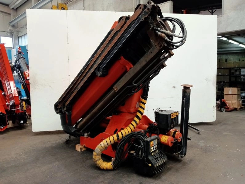 Grúa Palfinger PK 42502 - Celtnis-manipulators - Kravas automašīna: foto 3 Grúa Palfinger PK 42502 - Celtnis-manipulators - Kravas automašīna: foto 3