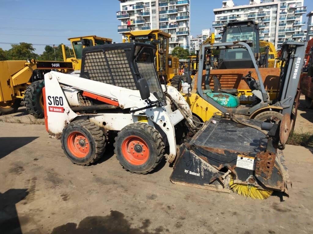 Bobcat S 160 - Kompaktiekrāvējs: foto 2 Bobcat S 160 - Kompaktiekrāvējs: foto 2