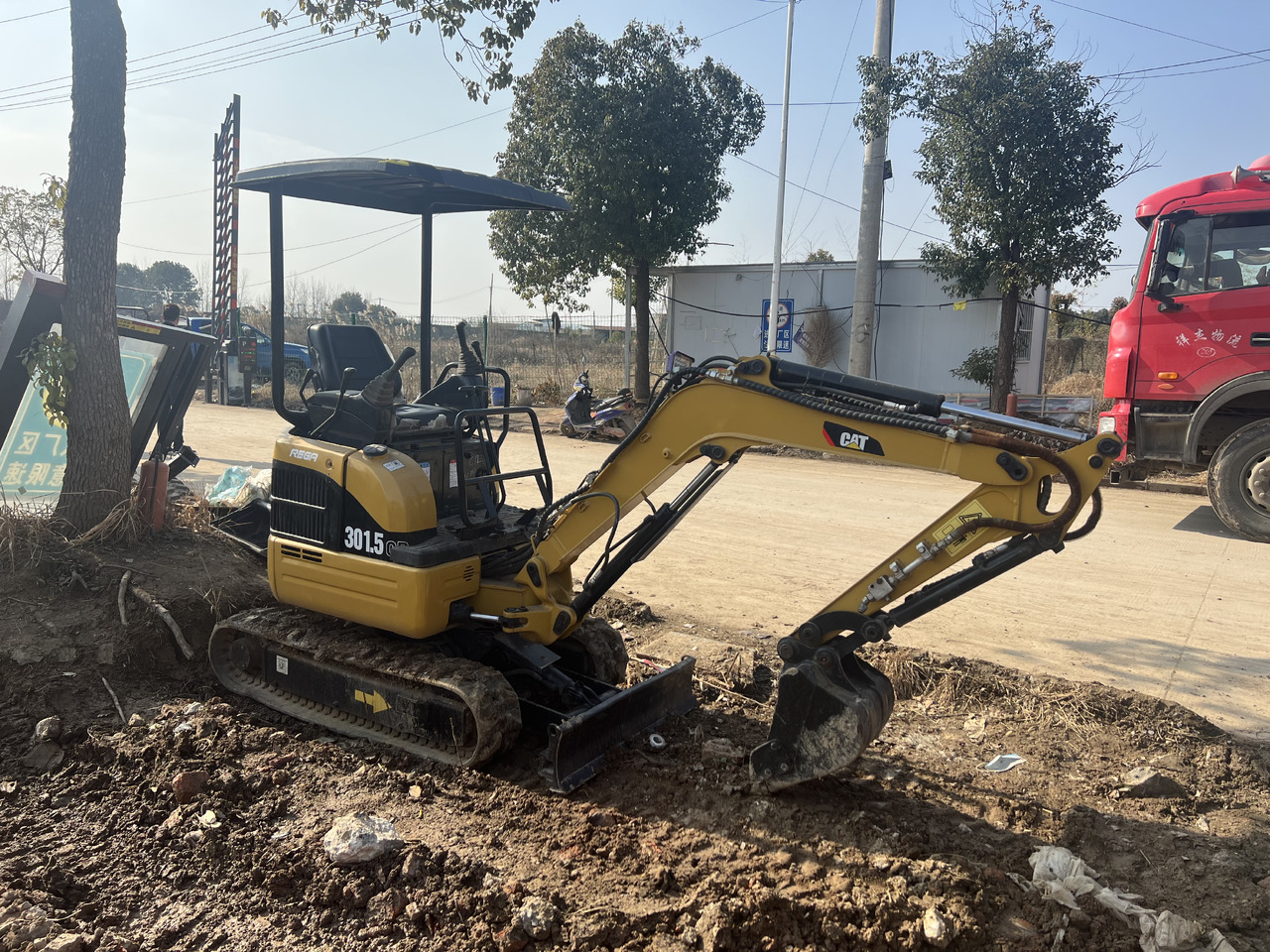Caterpillar 301.5CR - Mini-ekskavators: foto 3 Caterpillar 301.5CR - Mini-ekskavators: foto 3