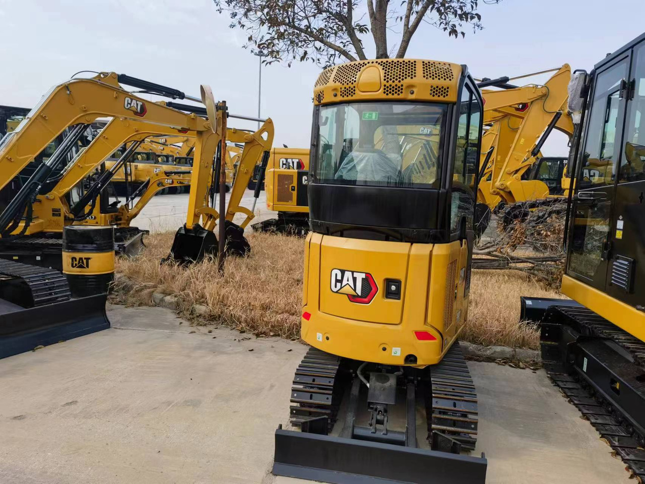 Caterpillar 302 - Kāpurķēžu ekskavators: foto 5 Caterpillar 302 - Kāpurķēžu ekskavators: foto 5