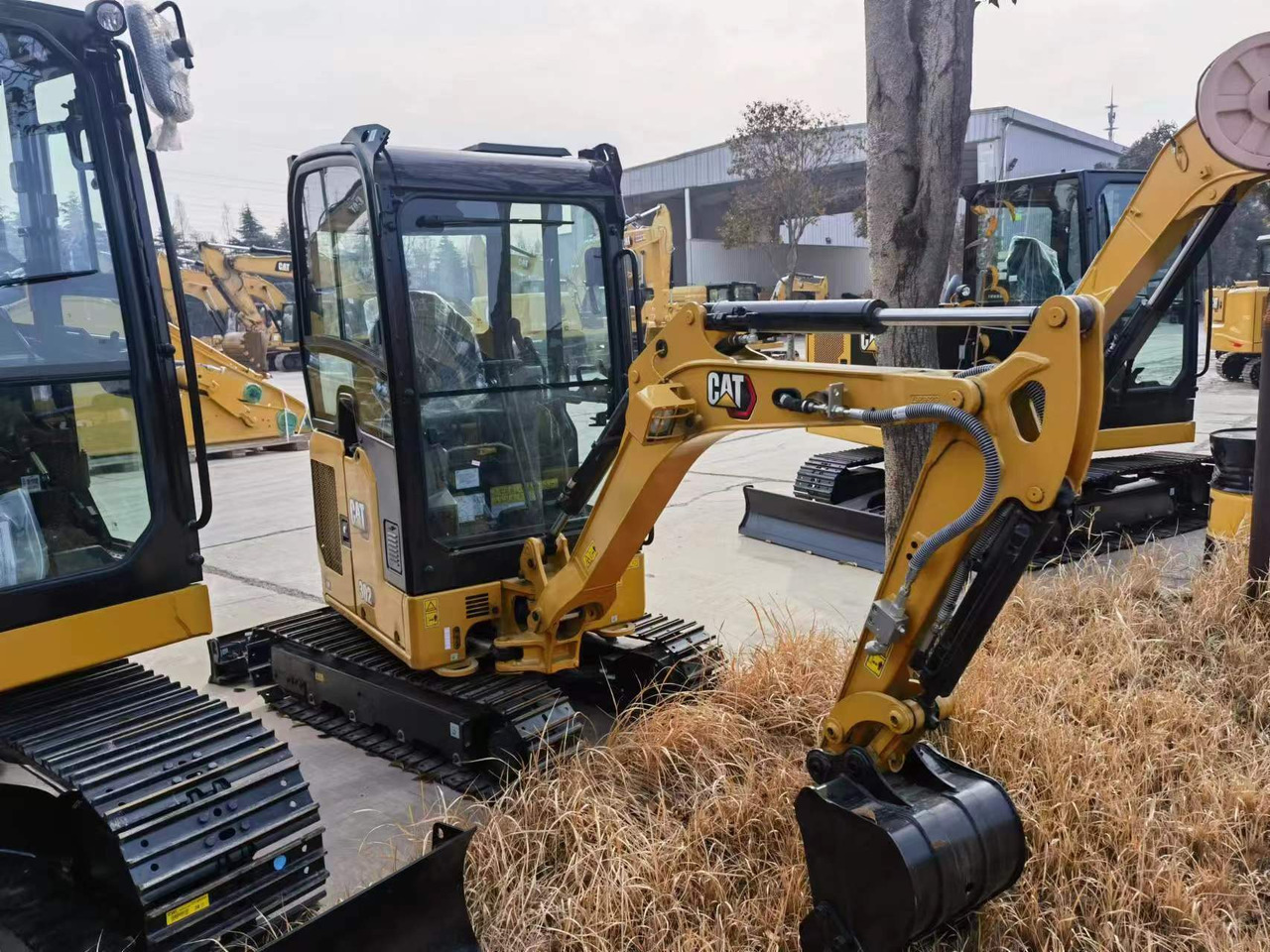 Caterpillar 302 - Kāpurķēžu ekskavators: foto 4 Caterpillar 302 - Kāpurķēžu ekskavators: foto 4