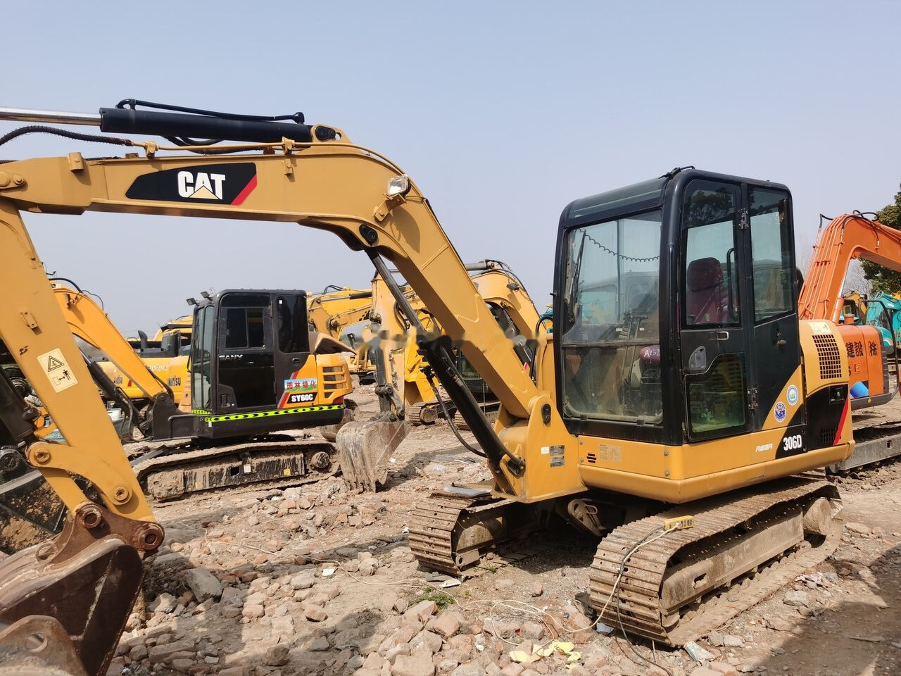 Caterpillar 306D - Mini-ekskavators: foto 1 Caterpillar 306D - Mini-ekskavators: foto 1