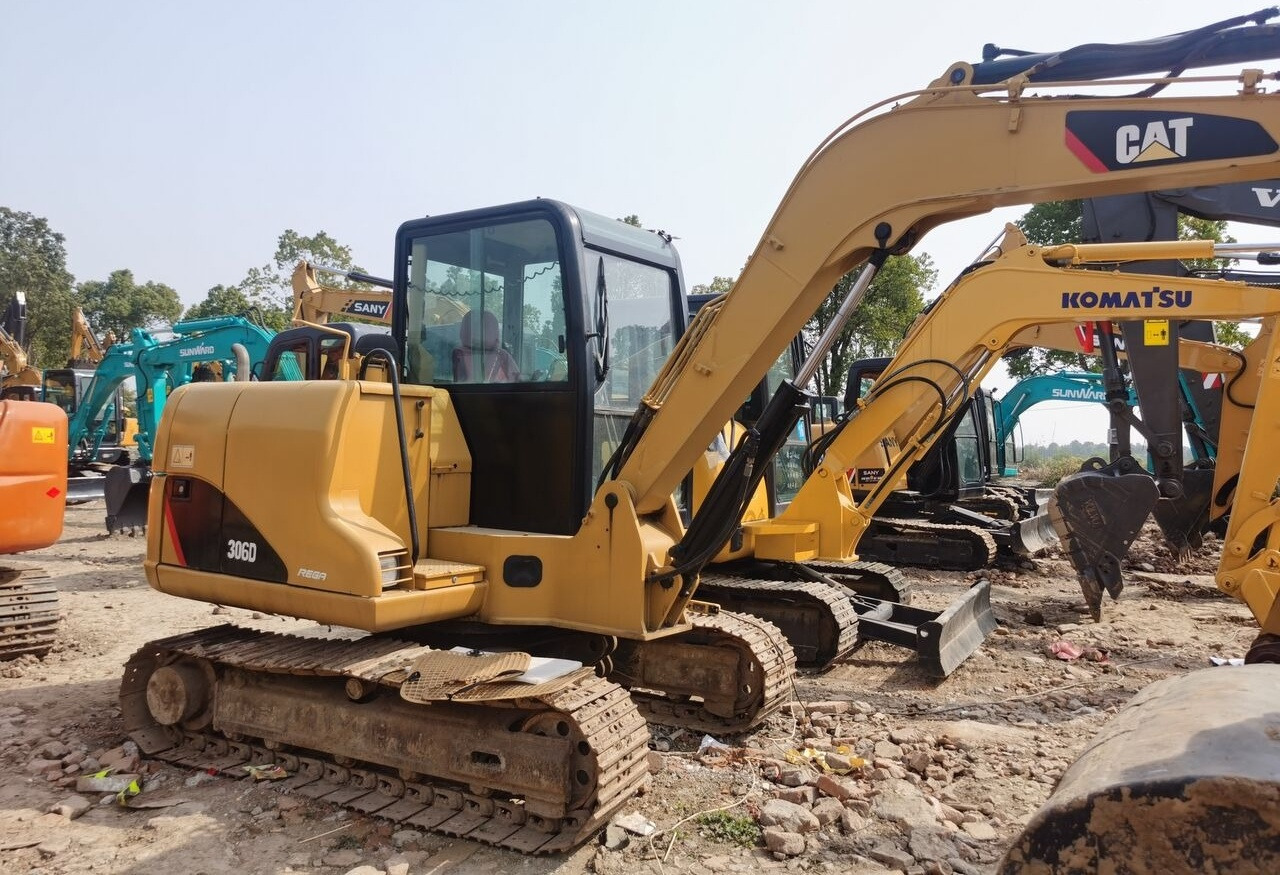 Caterpillar 306D - Mini-ekskavators: foto 2 Caterpillar 306D - Mini-ekskavators: foto 2
