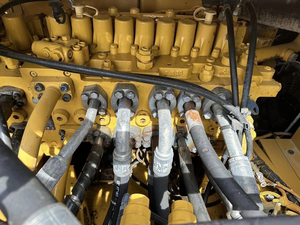 Caterpillar 330GC - Kāpurķēžu ekskavators: foto 5 Caterpillar 330GC - Kāpurķēžu ekskavators: foto 5