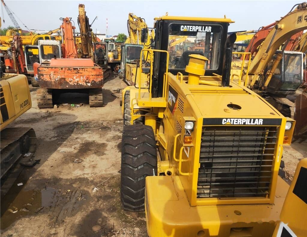 Caterpillar 966G - Riteņu iekrāvējs: foto 4 Caterpillar 966G - Riteņu iekrāvējs: foto 4