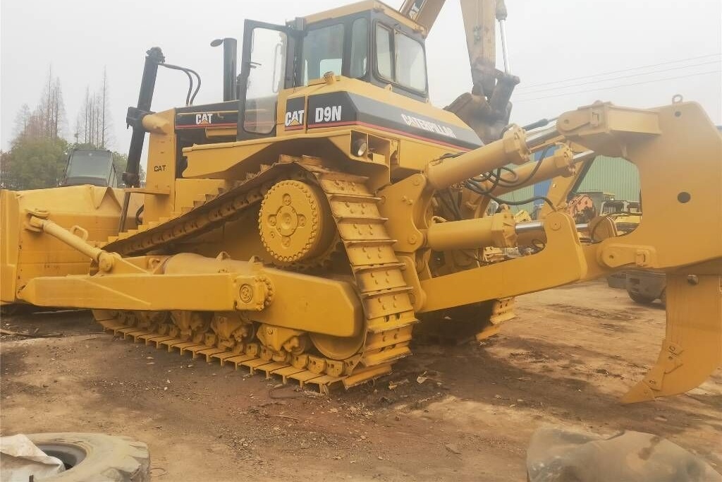 Caterpillar D 9 N - Buldozers: foto 4 Caterpillar D 9 N - Buldozers: foto 4
