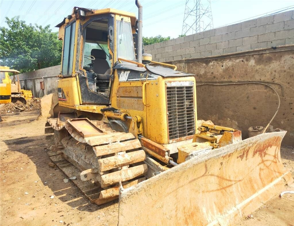 Caterpillar D3G - Buldozers: foto 3 Caterpillar D3G - Buldozers: foto 3