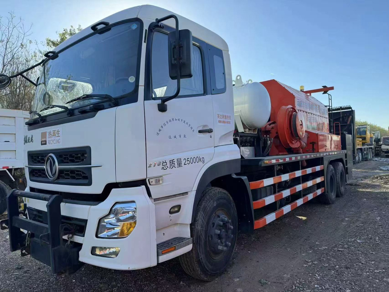 DongFeng DFL1250A12 - Elektriskā komunālā automašīna: foto 1 DongFeng DFL1250A12 - Elektriskā komunālā automašīna: foto 1