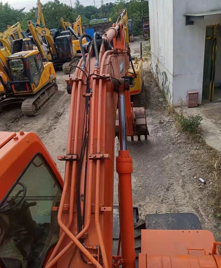 Doosan DH150W - Riteņu ekskavators: foto 5 Doosan DH150W - Riteņu ekskavators: foto 5