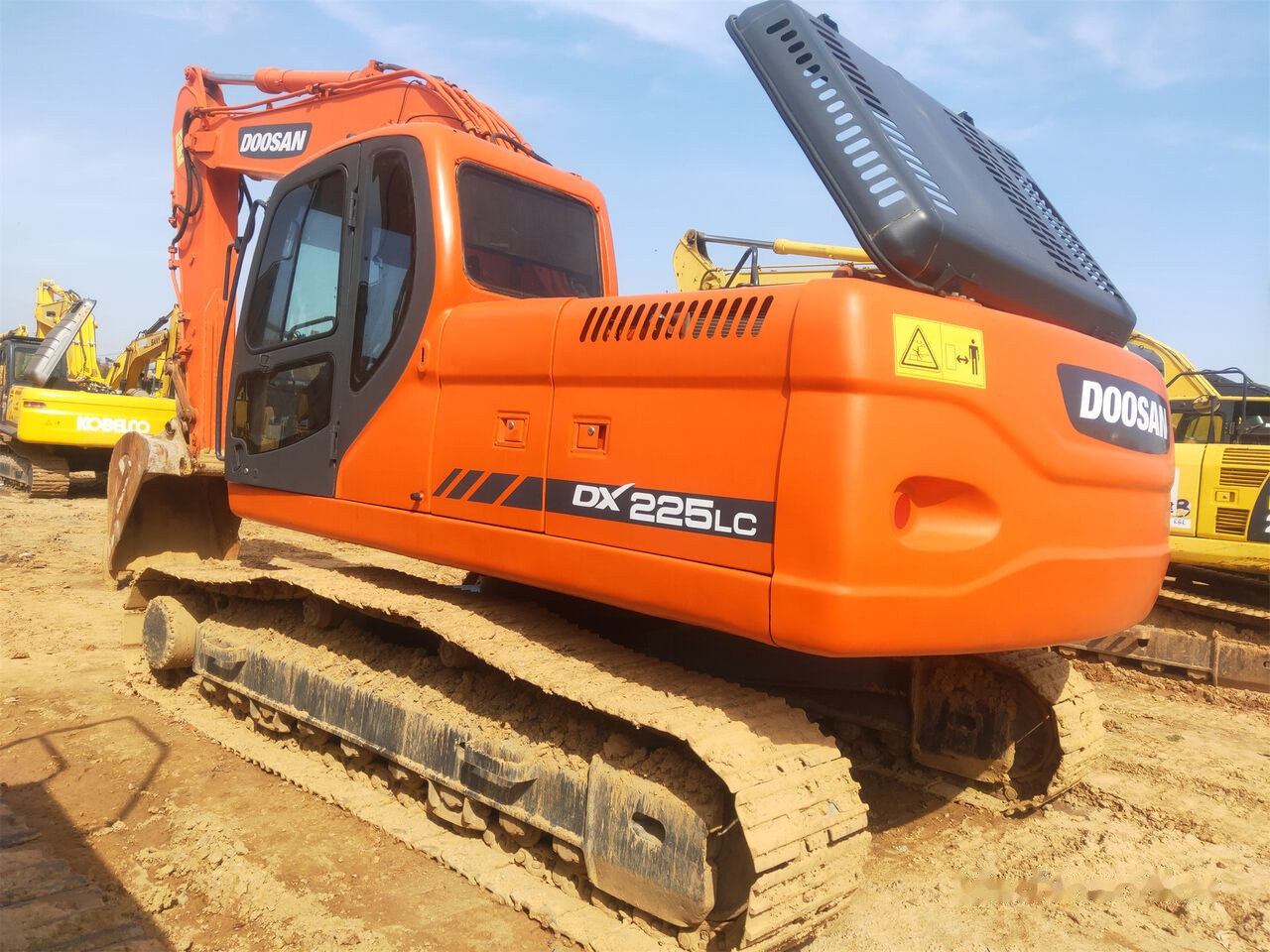 Doosan DX225LC - Kāpurķēžu ekskavators: foto 2 Doosan DX225LC - Kāpurķēžu ekskavators: foto 2