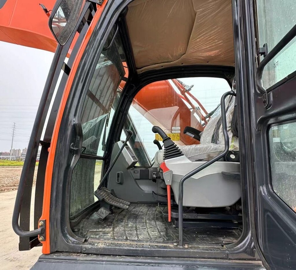 Doosan DX300 - Kāpurķēžu ekskavators: foto 5 Doosan DX300 - Kāpurķēžu ekskavators: foto 5